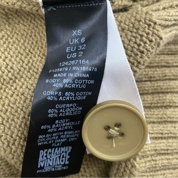 Reclaimed Vintage unisex cardigan distressing flower graphic in khaki green XS 2 - Picture 6 of 6